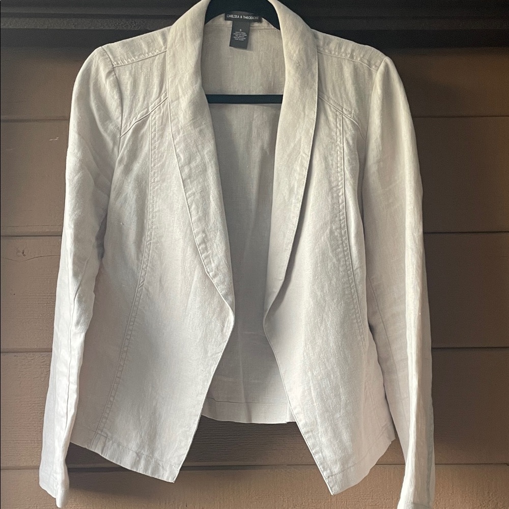 Chelsea & Theodore Linen Blazer